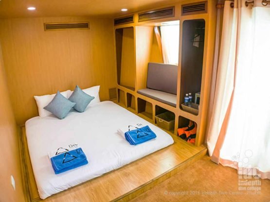 Luxury Double Cabin on DiveRACE Liveaboard