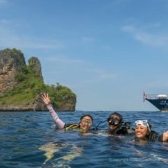 Happy divers at Koh Bida Nai - beautiful landscape