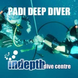 Simulated Deco Stop being performed by divers on PADI Deep Diver Course