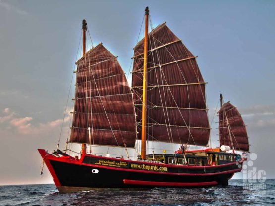 The Junk Liveaboard goes to Similan Islands and Richelieu Rock