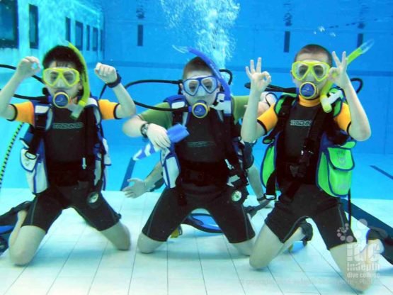 PADI Bubblemaker are kids who love scuba diving in Phuket