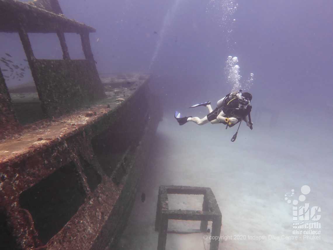 Phuket Wreck Diving Racha Yai Bay 1