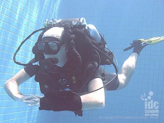 Chris Owen our PADI Poseidon Rebreather Instructor Trainer demonstarting Bouyancy